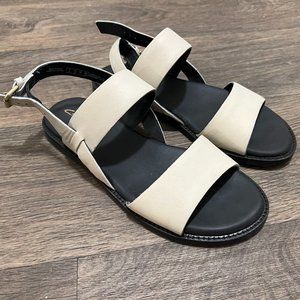 Clarks Karsea Strap White Leather